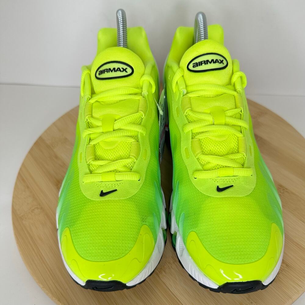 Nike Air Max Dn8 Sneaker Running Shoes Volt Green Black HF5509 Mens 7 Womens 8.5 - Picture 2 of 6